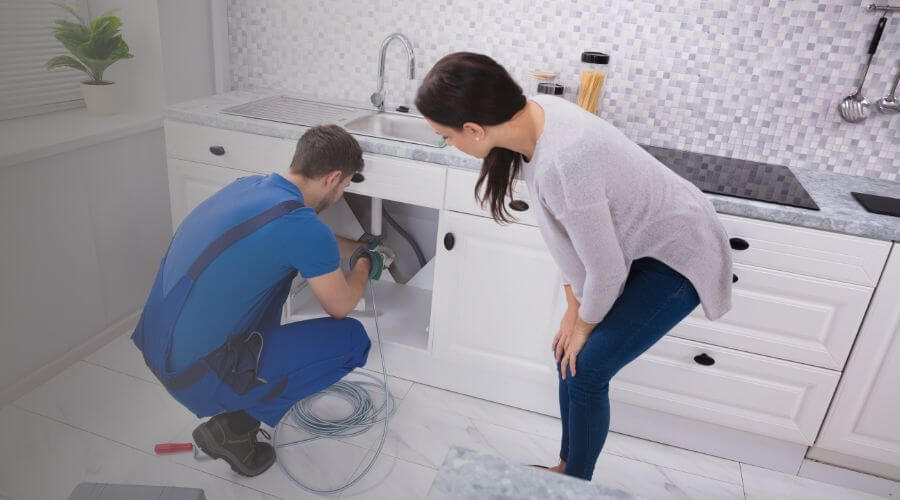 Professional bathroom faucet installation in Carlsbad, TX